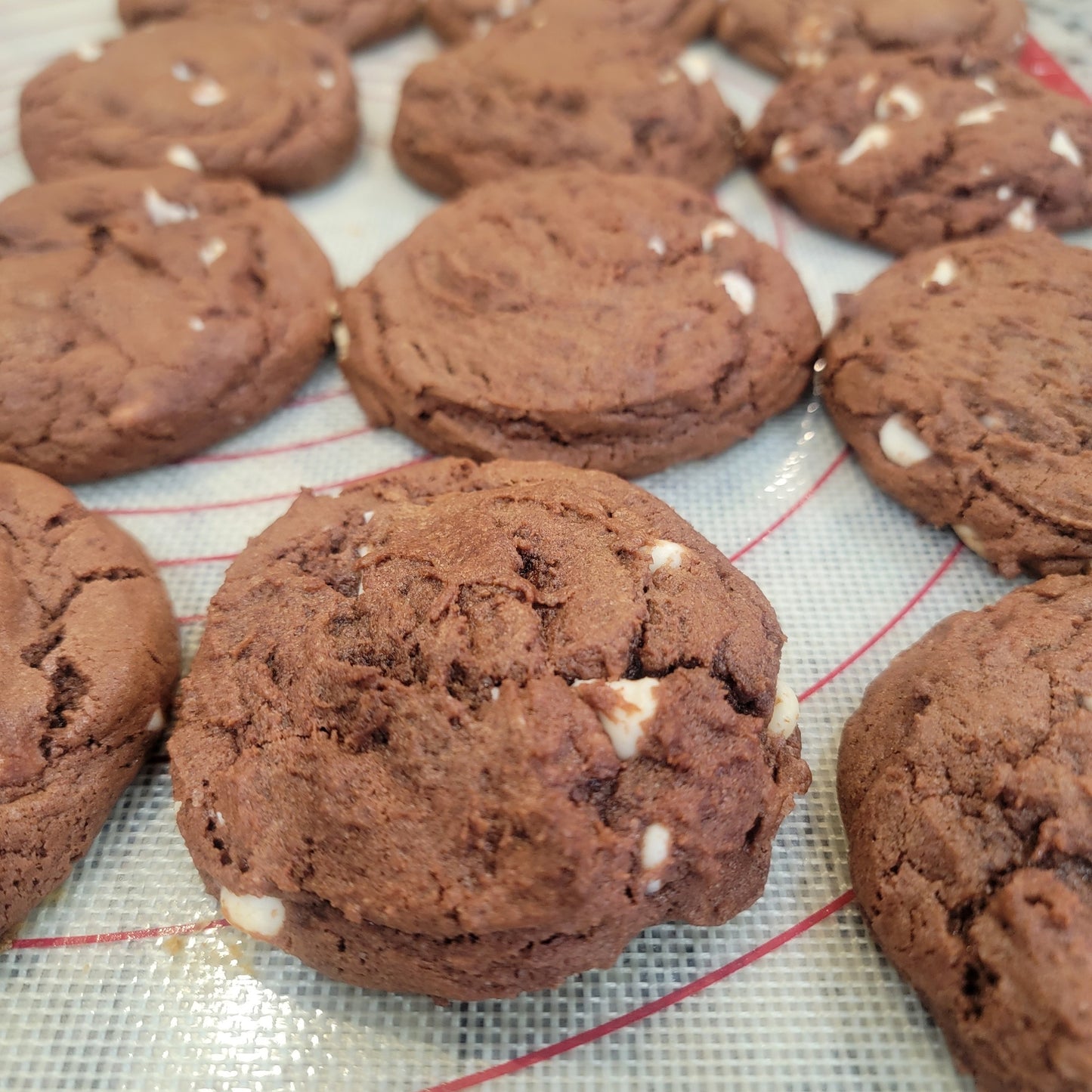 Cookie Grab Bag Special – 6 Big Cookies for ONLY $10!