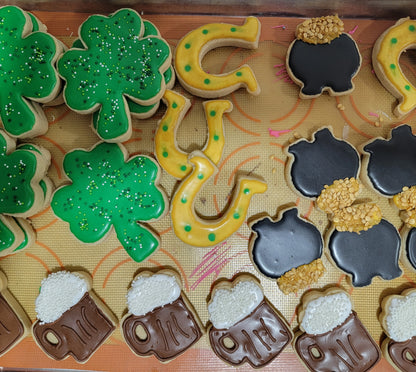 Custom Cookies - Showers, Birthdays, Graduations, Corporate