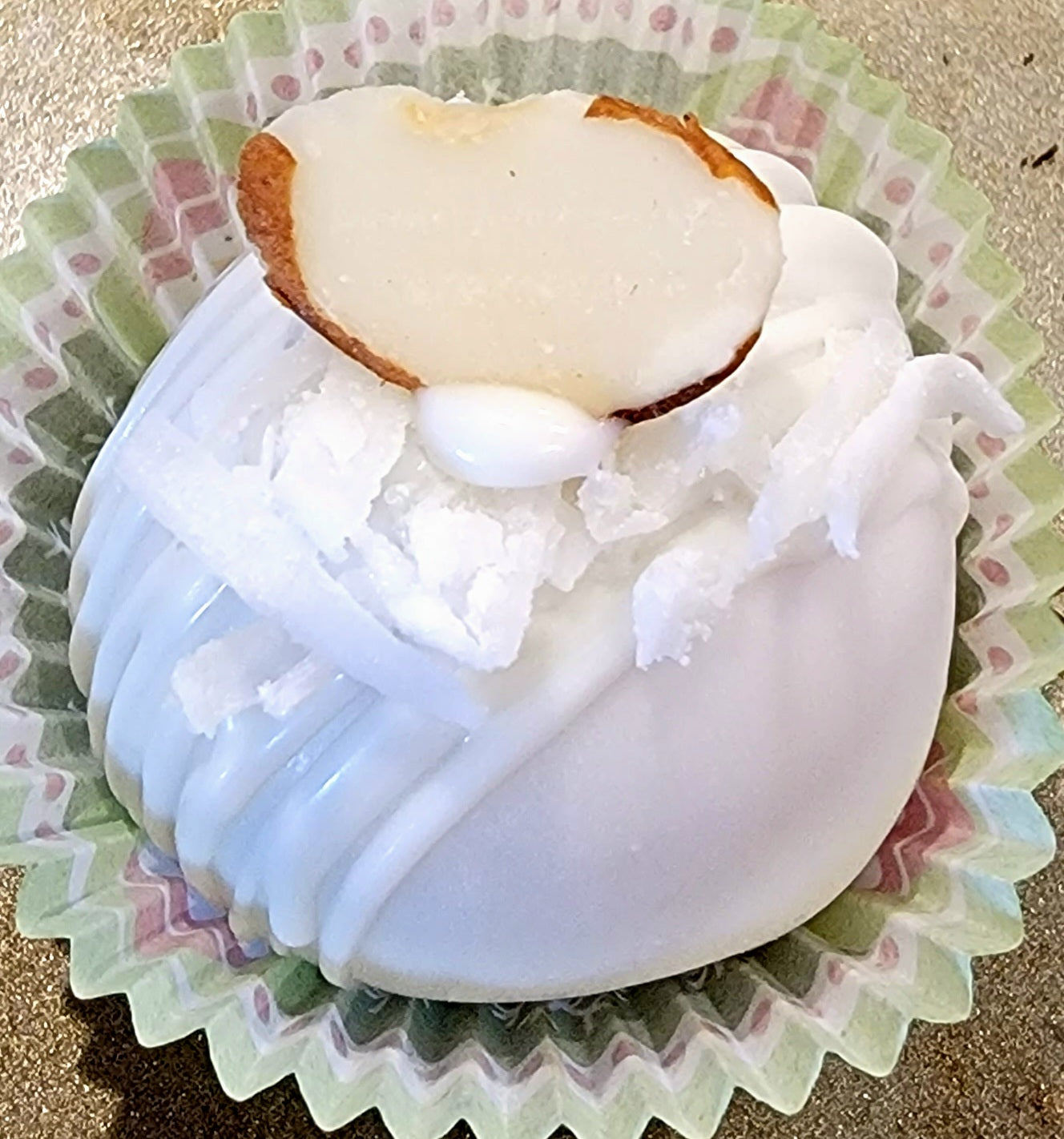 Gourmet Cake Truffles - Holidays, Birthdays, Anniversaries, Weddings